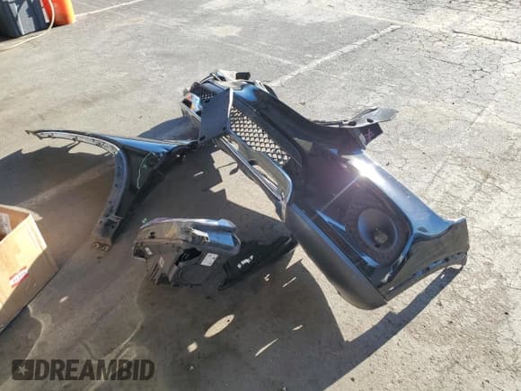 ✅ 2021 Mercedes-Benz GLB 250 • VIN: W1N4M4HB8MW122488 • Лот: 87262725. Опубликован ранее на Copart с пробегом 89 731 миль. Бесплатный доступ к архиву аукционных продаж из США и подробный отчёт об истории автомобиля на DreamBid. Изображение 12.