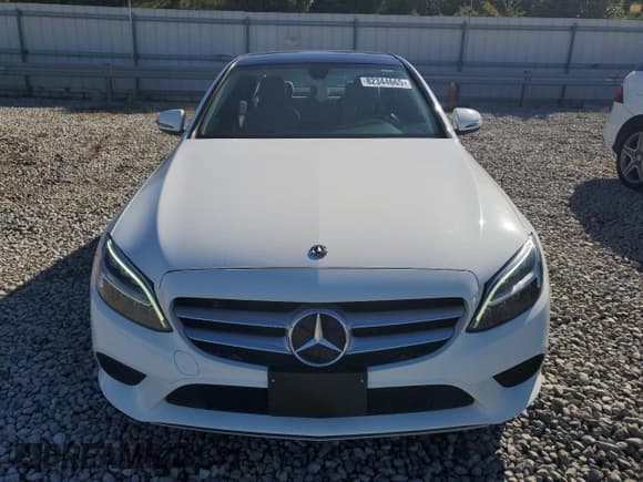 ✅ 2020 Mercedes-Benz C 300 • VIN: 55SWF8DB3LU328066 • Lot: 82344665. Wystawiony na Copart z przebiegiem 63 213 mil. Bezpłatny archiwum sprzedaży aukcyjnych z USA i szczegółowy raport historii pojazdu na DreamBid. Zdjęcie 5.