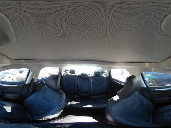 ✅ 2016 Ford Fusion Titanium • VIN: 3FA6P0K93GR299940 • Lot: 43622417. Wystawiony na IAAI z przebiegiem 202 529 mil. Bezpłatny archiwum sprzedaży aukcyjnych z USA i szczegółowy raport historii pojazdu na DreamBid. Zdjęcie 18.