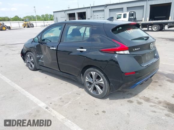 ✅ 2018 Nissan LEAF S • VIN: 1N4AZ1CP5JC303838 • Лот: 42894462. Опубликован ранее на IAAI с пробегом 66 868 миль. Бесплатный доступ к архиву аукционных продаж из США и подробный отчёт об истории автомобиля на DreamBid. Изображение 3.