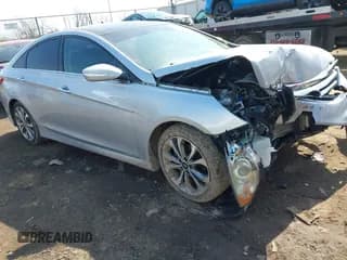 ✅ 2014 Hyundai Sonata Limited • VIN: 5NPEC4AB8EH870917 • Лот: 41786264. Опубликован ранее на IAAI с пробегом 105 727 миль. Бесплатный доступ к архиву аукционных продаж из США и подробный отчёт об истории автомобиля на DreamBid. Изображение 1.