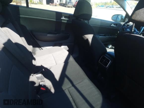 ✅ 2022 Kia Sportage EX • VIN: KNDPNCAC9N7023317 • Lot: 70731905. Listed on Copart with 46,730 mi. Free auction sales archive from the USA and detailed vehicle history report at DreamBid. Image 11.