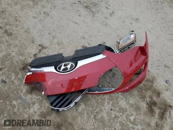 2013 Hyundai Veloster w/Gray Int z VIN KMHTC6AD6DU172309, wystawiony jako Copart lot #88300895 z przebiegiem 88 501 mil mil oraz Szkoda całkowita • Salvage title. Historia ofert i sprzedaży dostępna na DreamBid. Obrazek 14.