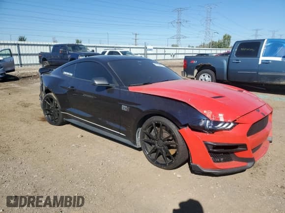 ✅ 2022 Ford Mustang Mach 1 • VIN: 1FA6P8R00N5554999 • Lot: 81852655. Wystawiony na Copart z przebiegiem 87 334 mil. Bezpłatny archiwum sprzedaży aukcyjnych z USA i szczegółowy raport historii pojazdu na DreamBid. Zdjęcie 4.