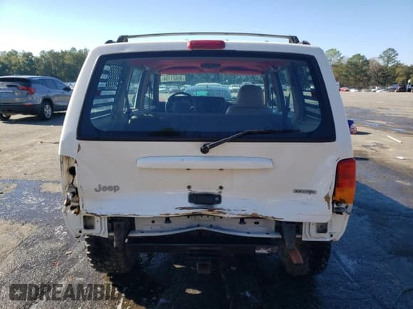 ✅ 2001 Jeep Cherokee Limited • VIN: 1J4FT58S61L513297 • Lot: 86021154. Listed on Copart with 253,694 mi. Free auction sales archive from the USA and detailed vehicle history report at DreamBid. Image 6.