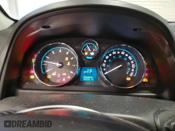 2013 Chevrolet Captiva Sport LS z VIN 3GNAL2EK7DS617127, wystawiony jako Copart lot #86716544 z przebiegiem 160 042 mil mil oraz Nie do naprawy • Non repairable. Historia ofert i sprzedaży dostępna na DreamBid. Obrazek 9.