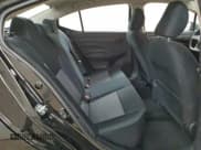 ✅ 2024 Nissan Versa S • VIN: 3N1CN8DV1RL928230 • Lot: 96708095. Wystawiony na Copart z przebiegiem 29 384 mil. Bezpłatny archiwum sprzedaży aukcyjnych z USA i szczegółowy raport historii pojazdu na DreamBid. Zdjęcie 10.