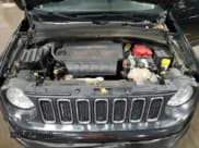 ✅ 2018 Jeep Renegade Altitude • VIN: ZACCJBBB3JPH59824 • Лот: 59996085. Опубликован ранее на Copart с пробегом 112 222 миль. Бесплатный доступ к архиву аукционных продаж из США и подробный отчёт об истории автомобиля на DreamBid. Изображение 12.