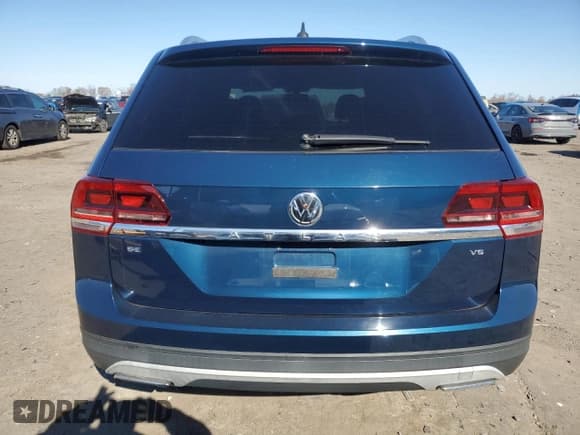 ✅ 2018 Volkswagen Atlas SE • VIN: 1V2CR2CA0JC536299 • Лот: 91848625. Опубликован ранее на Copart с пробегом 213 890 миль. Бесплатный доступ к архиву аукционных продаж из США и подробный отчёт об истории автомобиля на DreamBid. Изображение 6.