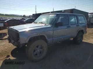 ✅ 1998 Jeep Cherokee SE • VIN: 1J4FJ28S9WL239945 • Лот: 70387245. Опубликован ранее на Copart с пробегом Не указан. Бесплатный доступ к архиву аукционных продаж из США и подробный отчёт об истории автомобиля на DreamBid. Изображение 1.