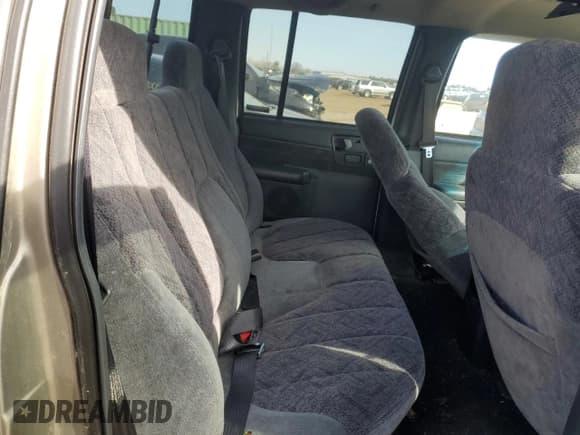 ✅ 2001 Chevrolet S-10 LS • VIN: 1GCDT13W61K228198 • Лот: 48802315. Опубликован ранее на Copart с пробегом 146 687 миль. Бесплатный доступ к архиву аукционных продаж из США и подробный отчёт об истории автомобиля на DreamBid. Изображение 10.