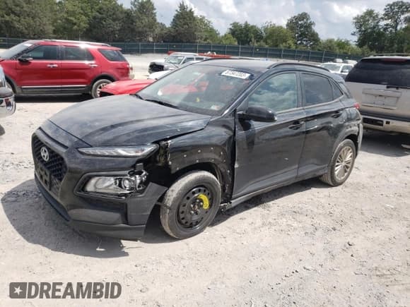 ✅ 2018 Hyundai Kona SEL • VIN: KM8K22AA9JU161748 • Лот: 67347203. Опубликован ранее на Copart с пробегом 64 679 миль. Бесплатный доступ к архиву аукционных продаж из США и подробный отчёт об истории автомобиля на DreamBid. Изображение 1.