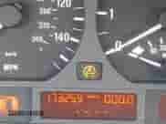 2003 BMW 3 Series 325xi с VIN WBAEU33413PM58486, выставлен на аукционе IAAI как лот 43169776 с пробегом 173 259 миль миль и . История ставок и продаж доступна на DreamBid. Изображение 15.