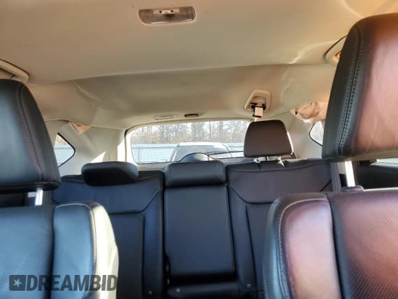 ✅ 2015 Honda CR-V Touring • VIN: 5J6RM4H98FL079134 • Lot: 93013195. Listed on Copart with 112,486 mi. Free auction sales archive from the USA and detailed vehicle history report at DreamBid. Image 10.