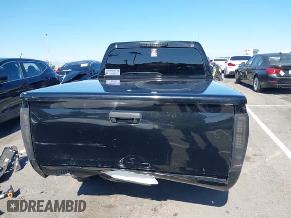 ✅ 2010 Chevrolet Colorado 1LT • VIN: 1GCDSCDE2A8100932 • Lot: 42643765. Listed on IAAI with 170,515 mi. Free auction sales archive from the USA and detailed vehicle history report at DreamBid. Image 17.
