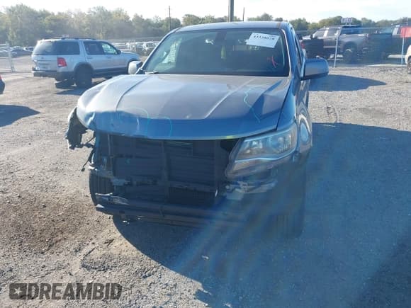 ✅ 2020 Chevrolet Colorado 2WD Work Truck • VIN: 1GCHSBEAXL1105900 • Lot: 43338028. Listed on IAAI with 70,081 mi. Free auction sales archive from the USA and detailed vehicle history report at DreamBid. Image 6.
