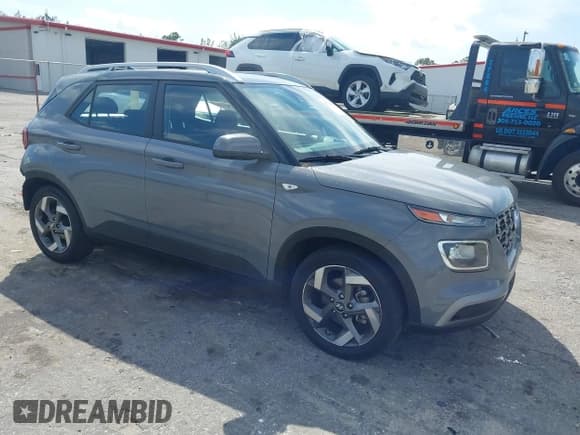 ✅ 2022 Hyundai Venue Limited • VIN: KMHRC8A34NU151148 • Lot: 41725046. Listed on IAAI with 18,359 mi. Free auction sales archive from the USA and detailed vehicle history report at DreamBid. Image 1.