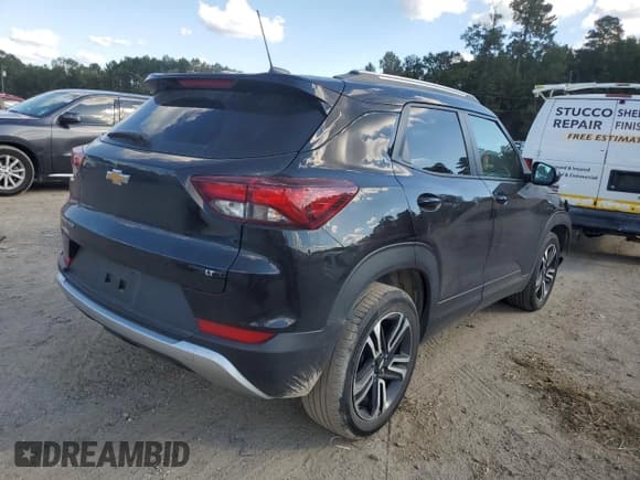 ✅ 2023 Chevrolet TrailBlazer LT • VIN: KL79MPS25PB208275 • Лот: 82408005. Опубликован ранее на Copart с пробегом 49 800 миль. Бесплатный доступ к архиву аукционных продаж из США и подробный отчёт об истории автомобиля на DreamBid. Изображение 3.