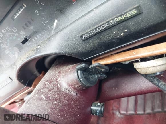 ✅ 1995 Buick LeSabre Limited • VIN: 1G4HR52L2SH493743 • Lot: 42527726. Listed on IAAI with 53,013 mi. Free auction sales archive from the USA and detailed vehicle history report at DreamBid. Image 11.