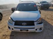 ✅ 2010 Toyota RAV4 • VIN: 2T3ZF4DV3AW046700 • Lot: 81470105. Wystawiony na Copart z przebiegiem 127 210 mil. Bezpłatny archiwum sprzedaży aukcyjnych z USA i szczegółowy raport historii pojazdu na DreamBid. Zdjęcie 5.