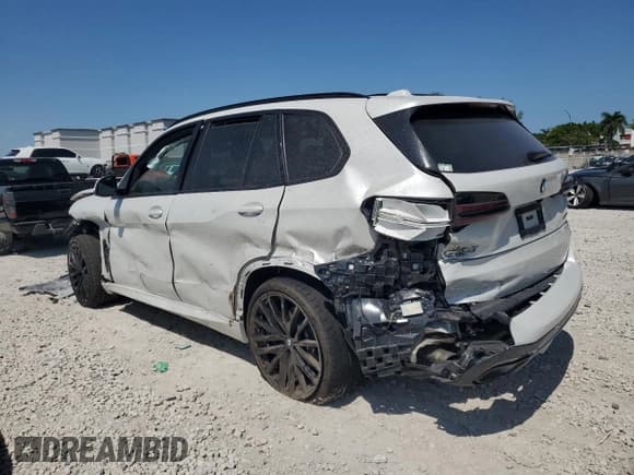 ✅ 2025 BMW X5 xDrive40i • VIN: 5UX23EU08S9Z16459 • Lot: 51616115. Wystawiony na Copart z przebiegiem Nie podano. Bezpłatny archiwum sprzedaży aukcyjnych z USA i szczegółowy raport historii pojazdu na DreamBid. Zdjęcie 2.
