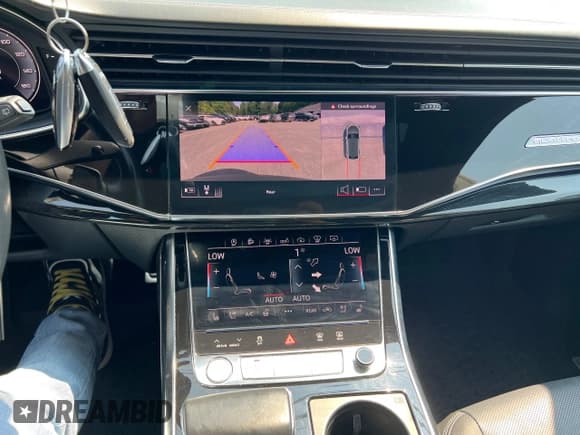 ✅ 2019 Audi Q8 Prestige • VIN: WA1CVAF15KD015619 • Лот: 61385145. Опубликован ранее на Copart с пробегом 141 503 миль. Бесплатный доступ к архиву аукционных продаж из США и подробный отчёт об истории автомобиля на DreamBid. Изображение 10.