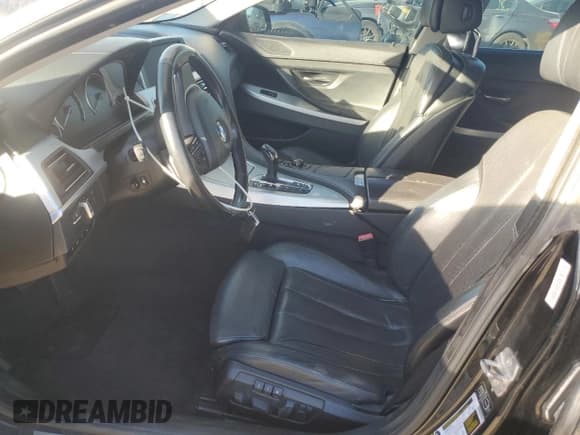 ✅ 2014 BMW 6 Series 650i xDrive • VIN: WBA6B4C58ED099019 • Lot: 91906995. Wystawiony na Copart z przebiegiem 81 788 mil. Bezpłatny archiwum sprzedaży aukcyjnych z USA i szczegółowy raport historii pojazdu na DreamBid. Zdjęcie 7.