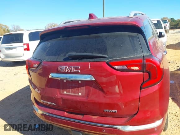 ✅ 2019 GMC Terrain Denali • VIN: 3GKALXEX2KL362626 • Lot: 43651525. Wystawiony na IAAI z przebiegiem 50 675 mil. Bezpłatny archiwum sprzedaży aukcyjnych z USA i szczegółowy raport historii pojazdu na DreamBid. Zdjęcie 16.