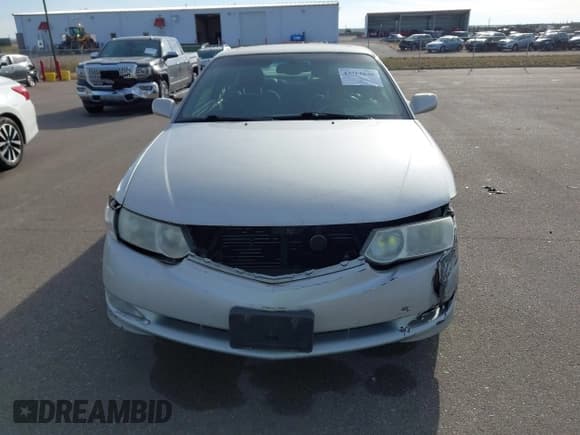 ✅ 2002 Toyota Solara SLE • VIN: 2T1CF28P92C581600 • Лот: 43763648. Опубликован ранее на IAAI с пробегом 273 338 миль. Бесплатный доступ к архиву аукционных продаж из США и подробный отчёт об истории автомобиля на DreamBid. Изображение 6.