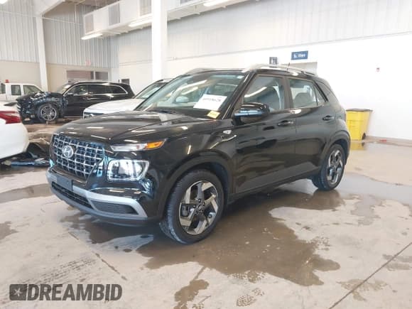 ✅ 2024 Hyundai Venue Limited • VIN: KMHRC8A39RU299012 • Lot: 40918628. Listed on IAAI with 7,955 mi. Free auction sales archive from the USA and detailed vehicle history report at DreamBid. Image 2.