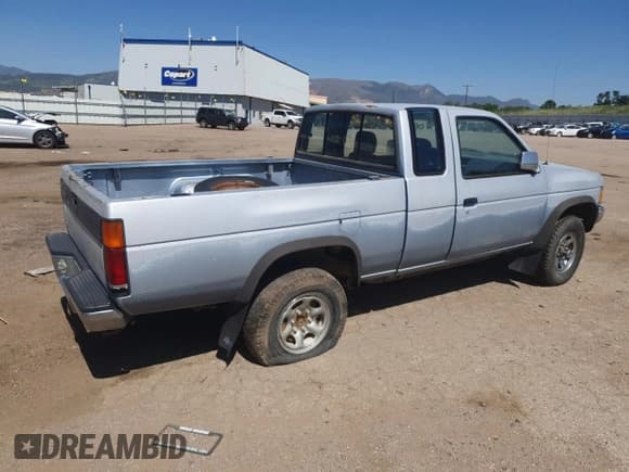 ✅ 1992 Nissan Frontier SE • VIN: 1N6HD16Y8NC358458 • Лот: 62064905. Опубликован ранее на Copart с пробегом 226 678 миль. Бесплатный доступ к архиву аукционных продаж из США и подробный отчёт об истории автомобиля на DreamBid. Изображение 3.