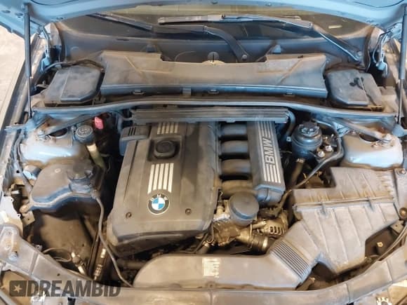 ✅ 2011 BMW 3 Series 328i xDrive • VIN: WBAPK7C58BA772927 • Lot: 43538333. Wystawiony na IAAI z przebiegiem Nie podano. Bezpłatny archiwum sprzedaży aukcyjnych z USA i szczegółowy raport historii pojazdu na DreamBid. Zdjęcie 10.