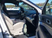 ✅ 2019 Ford Explorer XLT • VIN: 1FM5K7D84KGA68090 • Lot: 43597521. Wystawiony na IAAI z przebiegiem 96 109 mil. Bezpłatny archiwum sprzedaży aukcyjnych z USA i szczegółowy raport historii pojazdu na DreamBid. Zdjęcie 5.