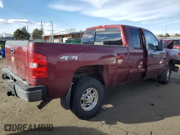 ✅ 2008 Chevrolet Silverado 2500HD 1LT • VIN: 1GCHK29KX8E151813 • Lot: 84531244. Wystawiony na Copart z przebiegiem 186 302 mil. Bezpłatny archiwum sprzedaży aukcyjnych z USA i szczegółowy raport historii pojazdu na DreamBid. Zdjęcie 3.