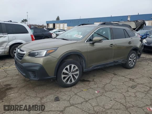 ✅ 2021 Subaru Outback Premium • VIN: 4S4BTADC8M3130862 • Lot: 92053345. Listed on Copart with 91,770 mi. Free auction sales archive from the USA and detailed vehicle history report at DreamBid. Image 1.
