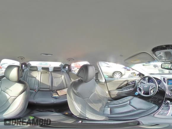 ✅ 2013 Hyundai Azera • VIN: KMHFG4JG6DA222207 • Лот: 46831495. Опубликован ранее на Copart с пробегом 68 234 миль. Бесплатный доступ к архиву аукционных продаж из США и подробный отчёт об истории автомобиля на DreamBid. Изображение 14.