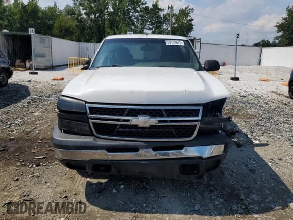 ✅ 2006 Chevrolet Silverado 1500 LS • VIN: 1GCEC19XX6Z276676 • Lot: 69102675. Listed on Copart with 266,266 mi. Free auction sales archive from the USA and detailed vehicle history report at DreamBid. Image 5.