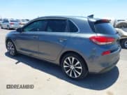 ✅ 2019 Hyundai Elantra • VIN: KMHH35LE6KU109519 • Lot: 42440088. Wystawiony na IAAI z przebiegiem 46 671 mil. Bezpłatny archiwum sprzedaży aukcyjnych z USA i szczegółowy raport historii pojazdu na DreamBid. Zdjęcie 3.