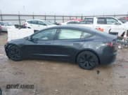 ✅ 2025 Tesla Model 3 Long Range • VIN: 5YJ3E1EA5SF911256 • Lot: 41509976. Wystawiony na IAAI z przebiegiem 1 806 mil. Bezpłatny archiwum sprzedaży aukcyjnych z USA i szczegółowy raport historii pojazdu na DreamBid. Zdjęcie 13.