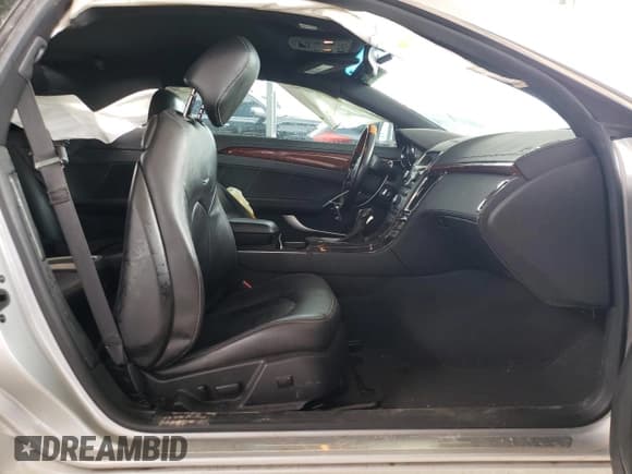 ✅ 2011 Cadillac CTS Performance • VIN: 1G6DM1ED8B0152055 • Lot: 61601735. Wystawiony na Copart z przebiegiem 96 965 mil. Bezpłatny archiwum sprzedaży aukcyjnych z USA i szczegółowy raport historii pojazdu na DreamBid. Zdjęcie 11.