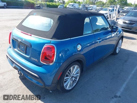 ✅ 2024 MINI Convertible Cooper S • VIN: WMW43DL00R3R86652 • Лот: 41991333. Опубликован ранее на IAAI с пробегом 7 417 миль. Бесплатный доступ к архиву аукционных продаж из США и подробный отчёт об истории автомобиля на DreamBid. Изображение 4.