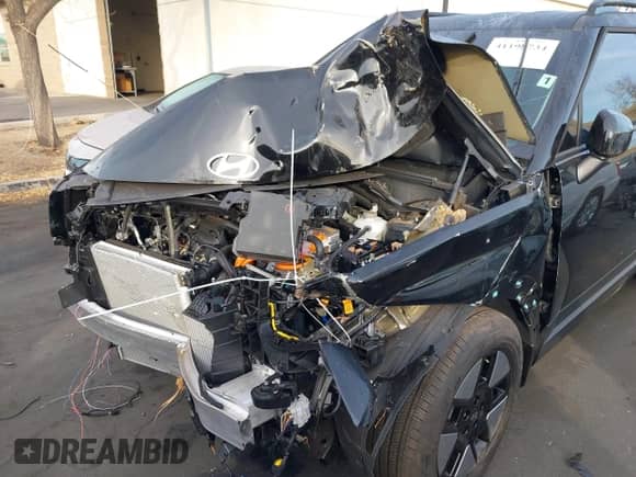 2025 Hyundai Santa Fe SEL with VIN 5NMP24G14SH026862, listed as a IAAI auction lot 41198734 with 1,444 mi miles and . Bid and sale history available at DreamBid. Image 6.