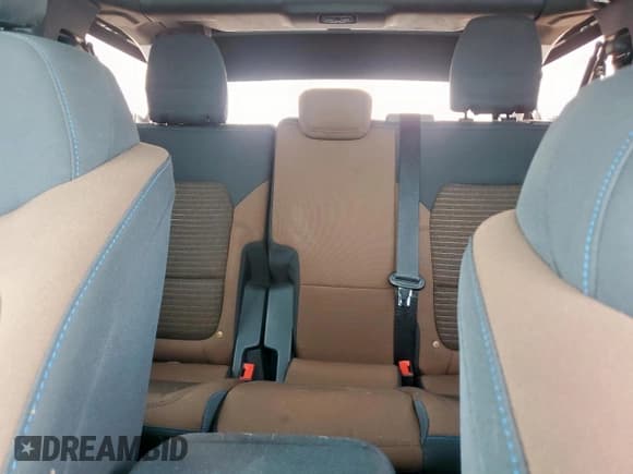 ✅ 2023 Ford Bronco Badlands • VIN: 1FMEE5DP5PLB17492 • Lot: 92749175. Listed on Copart with 34,922 mi. Free auction sales archive from the USA and detailed vehicle history report at DreamBid. Image 10.