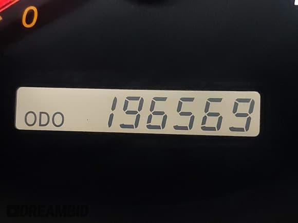 ✅ 2006 Toyota Highlander Limited • VIN: JTEEP21A960174612 • Lot: 43688559. Wystawiony na IAAI z przebiegiem 196 569 mil. Bezpłatny archiwum sprzedaży aukcyjnych z USA i szczegółowy raport historii pojazdu na DreamBid. Zdjęcie 15.