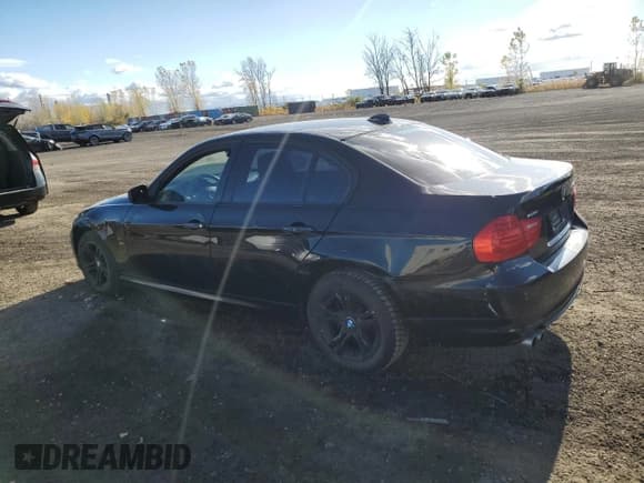 ✅ 2011 BMW 3 Series 328i xDrive • VIN: WBAPK7C59BF086253 • Lot: 90050205. Listed on Copart with Not provided. Free auction sales archive from the USA and detailed vehicle history report at DreamBid. Image 2.