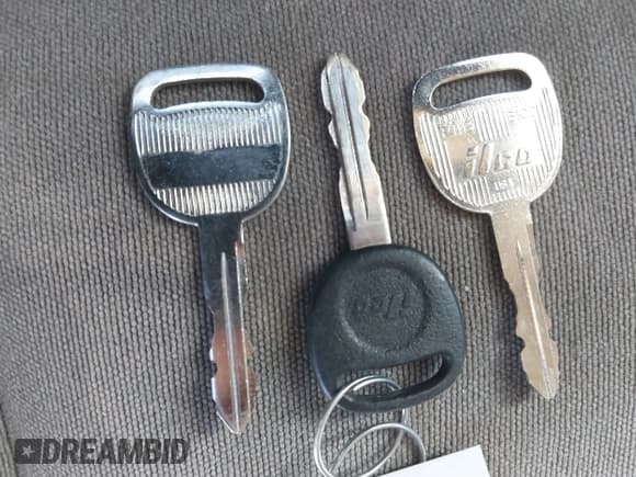 ✅ 2004 Chevrolet Silverado 2500HD LT3 • VIN: 1GCHK23G24F129507 • Лот: 41424301. Опубликован ранее на IAAI с пробегом 186 601 миль. Бесплатный доступ к архиву аукционных продаж из США и подробный отчёт об истории автомобиля на DreamBid. Изображение 11.