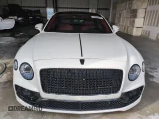 ✅ 2022 Bentley Flying Spur V8 • VIN: SCBBG6ZG0NC092159 • Лот: 74322064. Опубликован ранее на Copart с пробегом 13 762 миль. Бесплатный доступ к архиву аукционных продаж из США и подробный отчёт об истории автомобиля на DreamBid. Изображение 5.