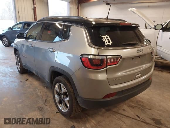 ✅ 2018 Jeep Compass Limited • VIN: 3C4NJDCB5JT104365 • Lot: 43733009. Listed on IAAI with 129,487 mi. Free auction sales archive from the USA and detailed vehicle history report at DreamBid. Image 3.