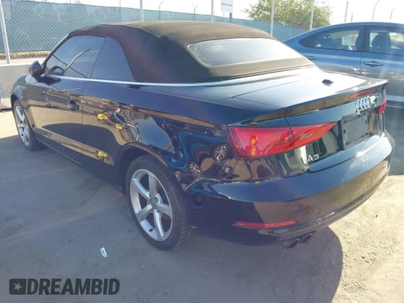 ✅ 2015 Audi A3 Premium • VIN: WAU6CLFF6F1111781 • Лот: 42311077. Опубликован ранее на IAAI с пробегом 140 147 миль. Бесплатный доступ к архиву аукционных продаж из США и подробный отчёт об истории автомобиля на DreamBid. Изображение 3.