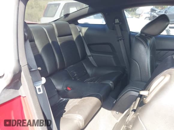 ✅ 2010 Ford Mustang GT • VIN: 1ZVBP8CH8A5154932 • Lot: 42103416. Listed on IAAI with 44,502 mi. Free auction sales archive from the USA and detailed vehicle history report at DreamBid. Image 8.